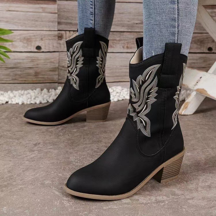 Fashion Chunky-heeled Pointed Toe Boots Winter Ethnic Style Women DealSniper.net Black 36
