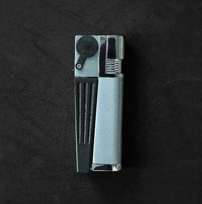 Portable Foldable Mini Pipe Dual Purpose Metal Cap Lighter Gadgets DealSniper.net Ordinary packaging Silver