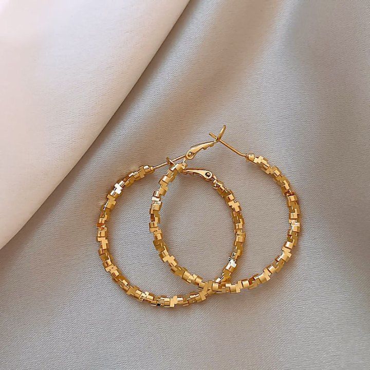 Elegant Vintage Gold Hoop Earrings Women New Trendy Jewelry Gym From House Style 3 1 pair