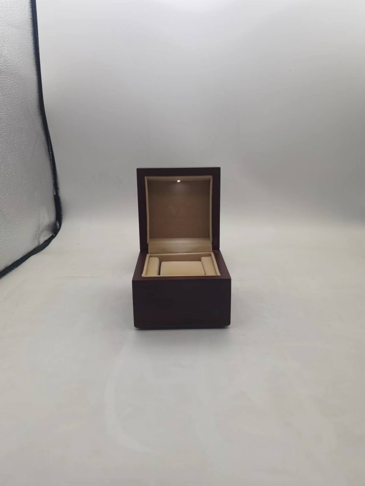 High-end Wooden Box Jewelry LED Light Packaging Jewelry DealSniper.net